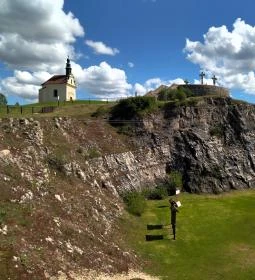 Kápolna a Kálvária-dombon