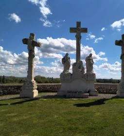 Kálvária-szoborcsoport