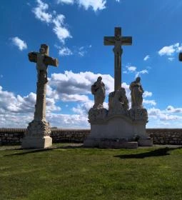 Kálvária-szoborcsoport