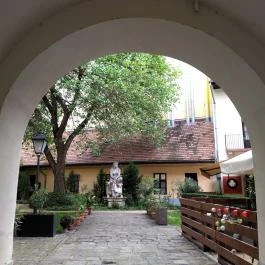 Kálvin Kamara Kert Budapest - Egyéb