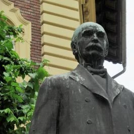 Kamermayer Károly szobra Budapest - Egyéb