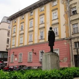 Kamermayer Károly szobra Budapest - Egyéb