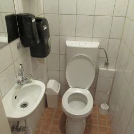 Kami Kisvendéglője Budapest - Mosdó