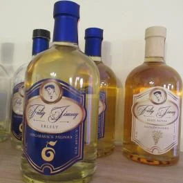 Kami Kisvendéglője Budapest - Étel/ital