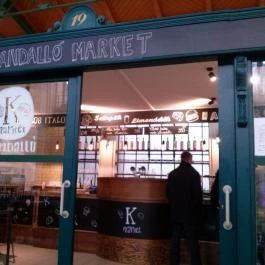 Kandalló Market - Belvárosi Piac Budapest - Belső