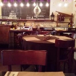 Kantin, Budapest - Belső