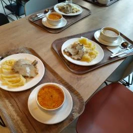 Kantinetta Gardens Budapest - Étel/ital