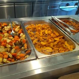 Kantinetta Gardens Budapest - Étel/ital