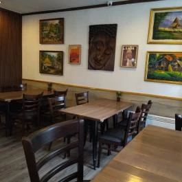 Kao Niaw Ping Kai Restaurant Budapest - Belső