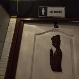 Kao Niaw Ping Kai Restaurant Budapest - Mosdó