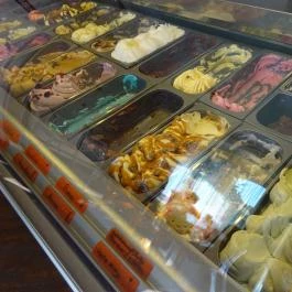 Kapitány Cukrászda Kiskunlacháza - Étel/ital