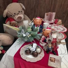 Karácsonyház, Gödöllő - Egyéb