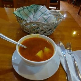 Karcsi Vendéglő Budapest - Étel/ital