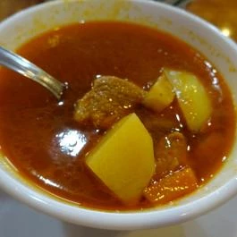 Karcsi Vendéglő Budapest - Étel/ital