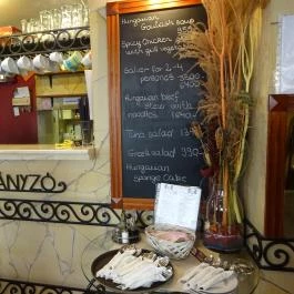 Karcsi Vendéglő Budapest - Belső