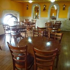 Karcsi Vendéglő Budapest - Belső