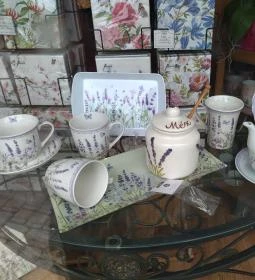 Kasléder Teaház & Kávézó