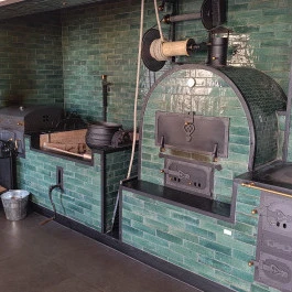 Kastély Kávézó, Gyula - Belső