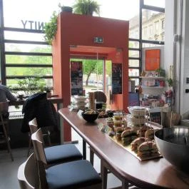 Kastner Kommunity Kávézó Budapest - Étel/ital