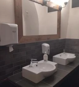 Katakomba - Drink & Darts