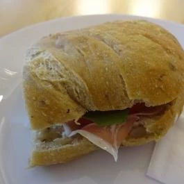 K:antin Budapest - Étel/ital