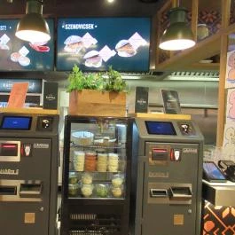 Katsa - Árkád Budapest - Belső