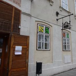 Kavalkád Music Pub, Székesfehérvár - Külső kép