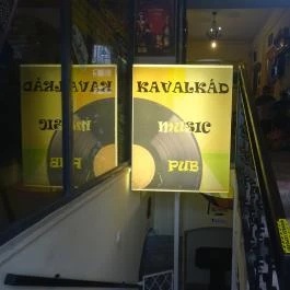 Kavalkád Music Pub, Székesfehérvár - Külső kép