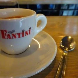 Kávé Pacza Budapest - Étel/ital