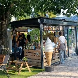 Kávé Placc Sástó, Gyöngyös - Külső kép