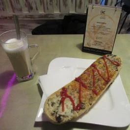 Kávés Katica, Budapest - Étel/ital