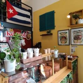 Ké Bolá Budapest - Belső