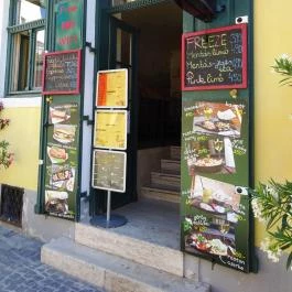 Kedves Kávézó Szentendre - Külső kép