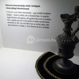 Kegyeleti Múzeum - Temetkezési és Kegyeleti Szakgyűjtemény Budapest - Egyéb