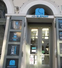 Kék Elefánt Kávézó