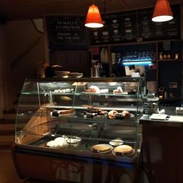 Kelet Kávézó & Galéria, Budapest - Belső