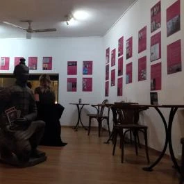 Kelet Kávézó & Galéria, Budapest - Belső