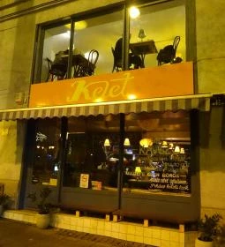Kelet Kávézó & Galéria