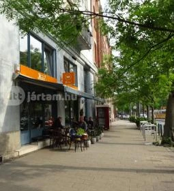 Kelet Kávézó & Galéria