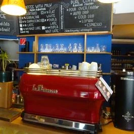 Kelet Kávézó & Galéria, Budapest - Belső