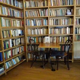 Kelet Kávézó & Galéria, Budapest - Belső