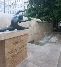 Keleti Ágnes szobra