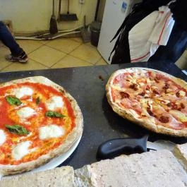 Kemencés Pizza Budapest - Étel/ital