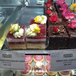 Kemenes Cukrászat - Baross tér Budapest - Étel/ital