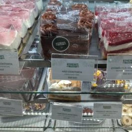 Kemenes Cukrászat - Baross tér Budapest - Étel/ital