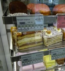 Kemenes Cukrászda & Pékség