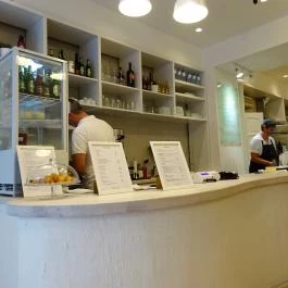 Kencés a Szendvicskrémbár Budapest - Belső