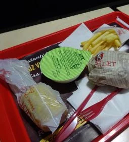 Kentucky Fried Chicken - Auchan Budaörs