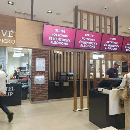 Kentucky Fried Chicken - Deák Ferenc tér, Budapest - Belső