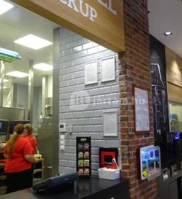 Kentucky Fried Chicken - Deák Ferenc tér